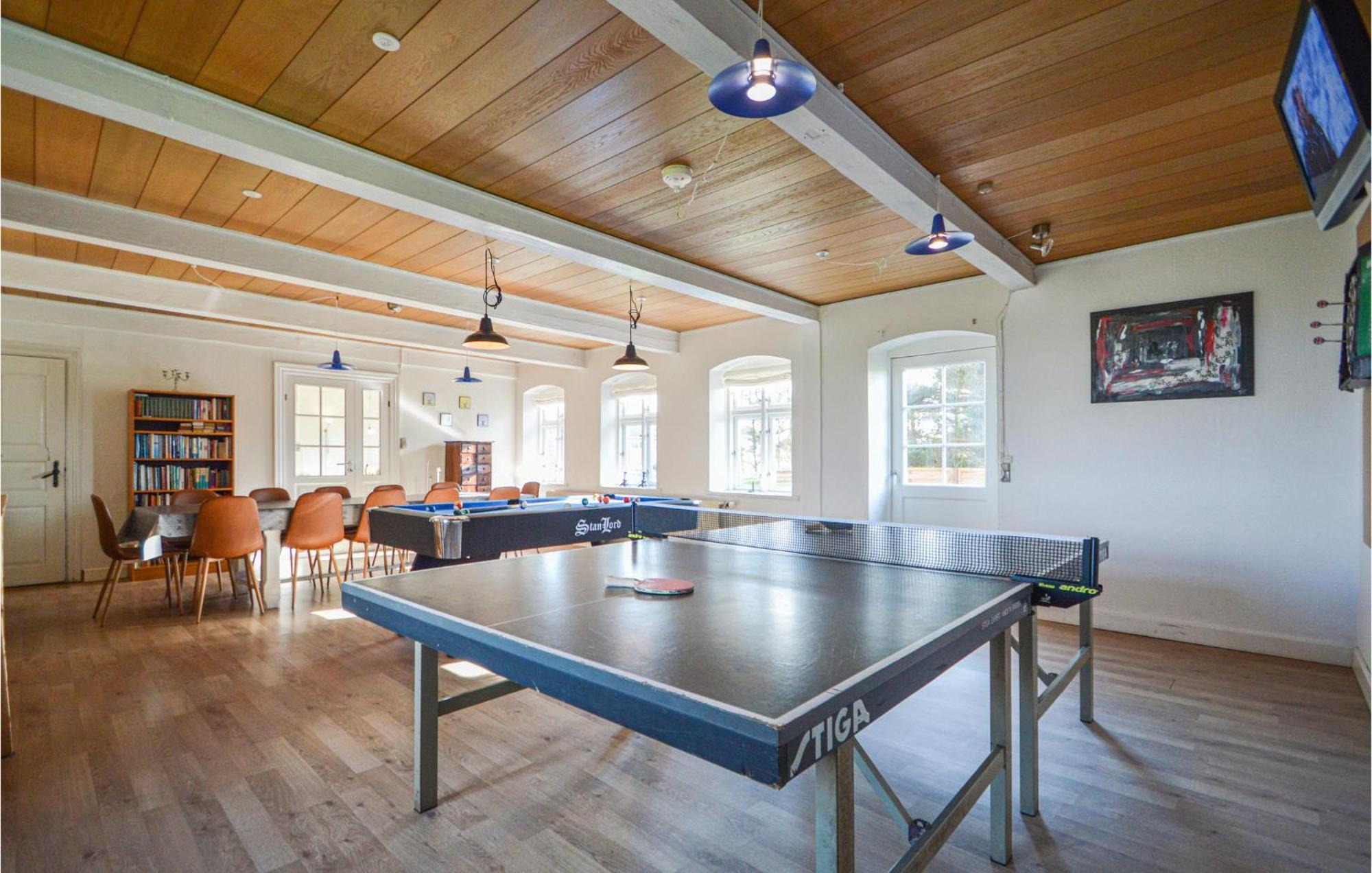 Awesome Home In Bredebro With Kitchen Ballum Luaran gambar